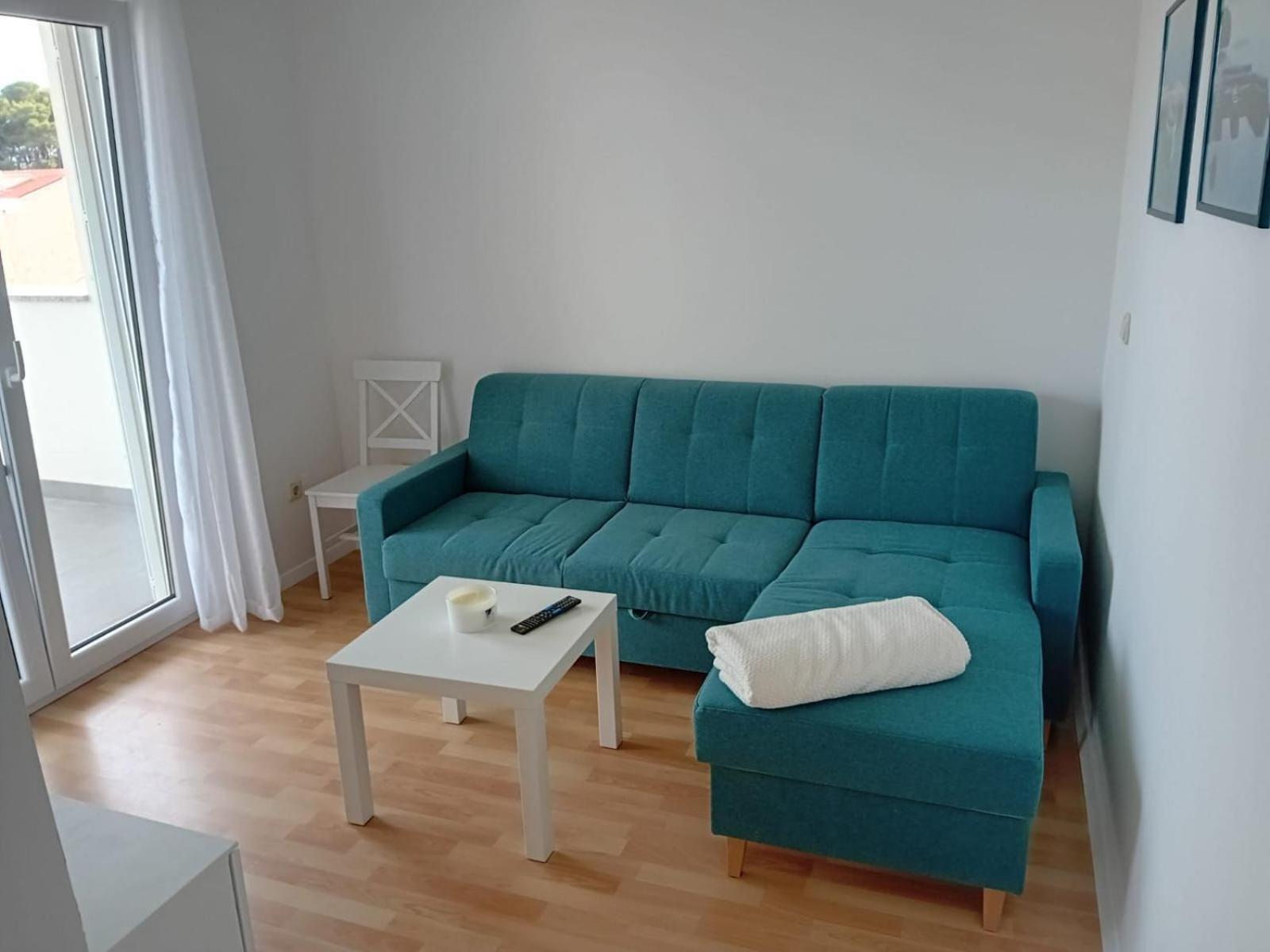 Apartments And Rooms Nikola Omiš Exterior foto